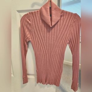 White House Black Market pink long sleeve ribbed turtleneck sweater size small